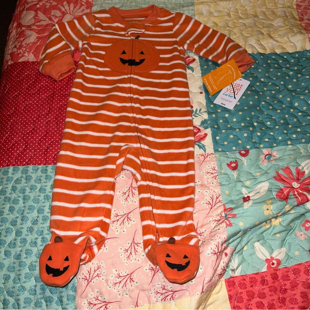 🎃 Halloween Carter’s Baby Boys Girls Size NB 3 6 months Pumpkin Sleeper New NWT